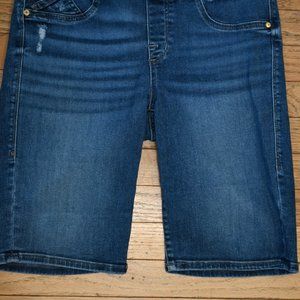 Rock & Republic Denim Rx Fever Pull On Shorts